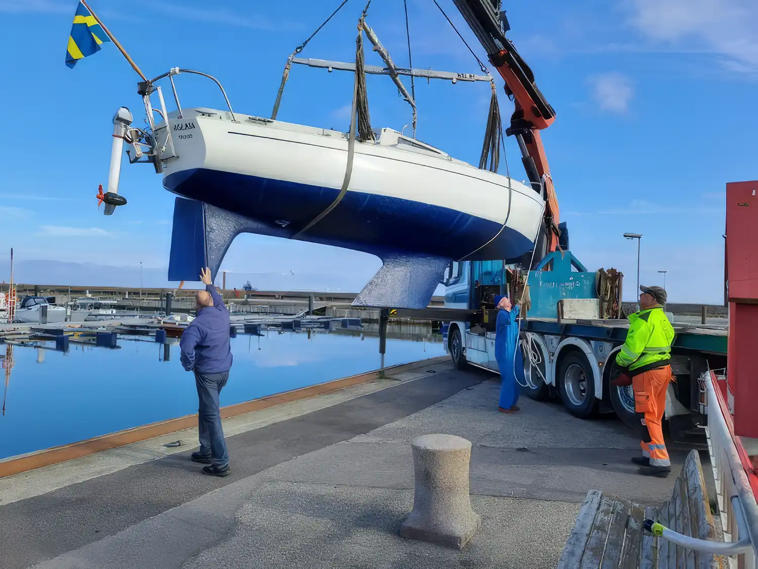 Sjösättning 24 april