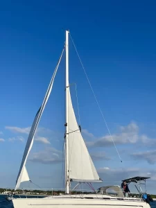 Tomas Veber kom på fjärde plats med sin Bavaria 36, Anna-Lisa, men det är inte tävlandet som betyder mest, tycker han (Foto: Jennie Frank Bergman).